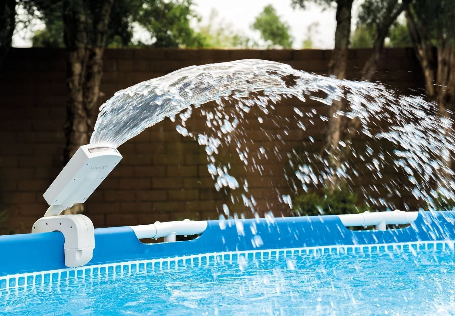 Fontaine de piscine : comparatif des meilleurs modèles 2026