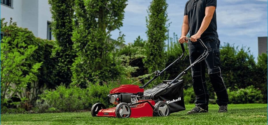 Tondeuse à gazon 2026 : laquelle choisir pour votre jardin ?