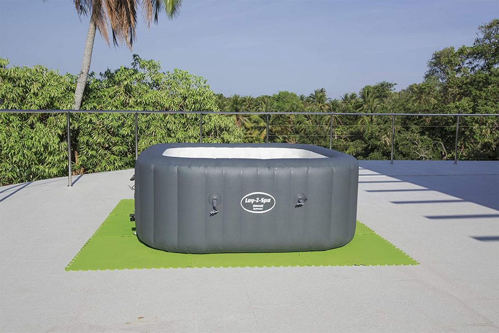 Bache sous piscine